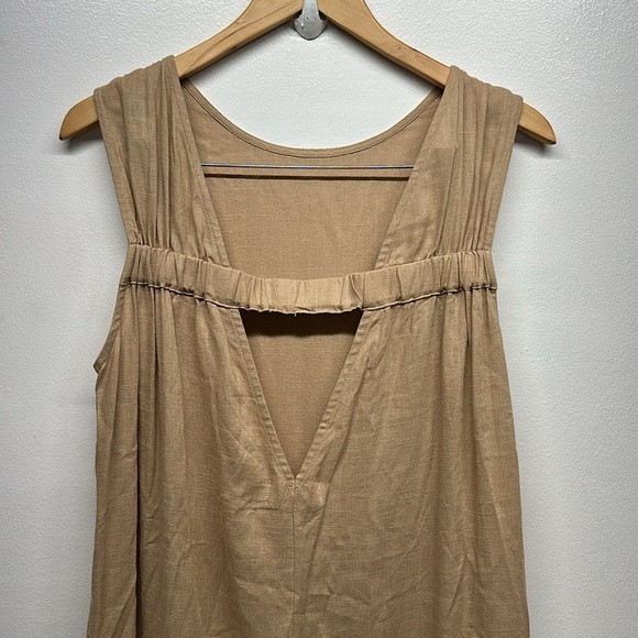 Petal + Pup Yardlee Jumpsuit Linen Sleeveless Pockets Open Back Tan New Size 4 - Picture 7 of 9